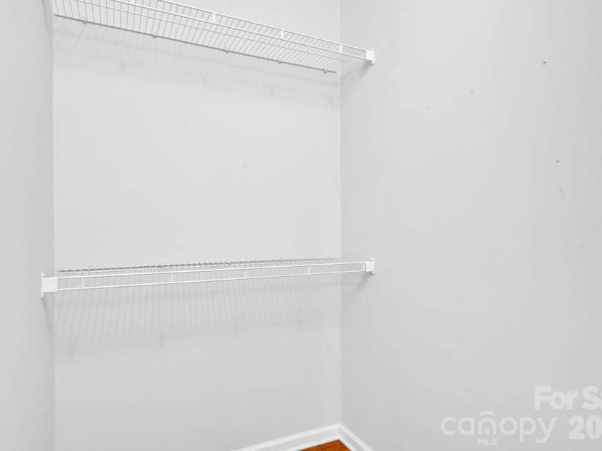 311 Margaret Kelly Court, Charlotte, NC 28216.  MLS# CAR4334078, YatesRealty ID 868. 