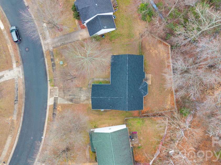 311 Margaret Kelly Court, Charlotte, NC 28216.  MLS# CAR4334078, YatesRealty ID 868. 