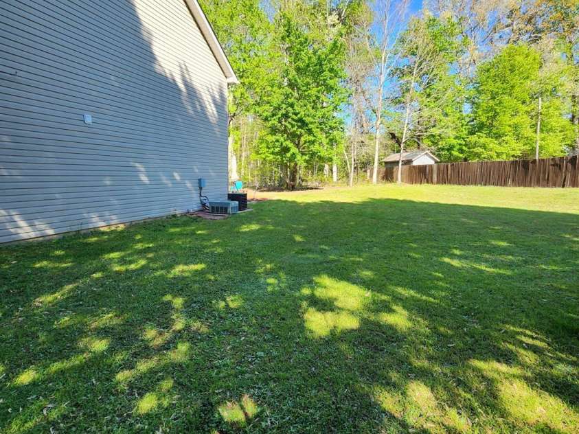 400 Antlers Court, Gastonia, NC 28052.  MLS# CAR4251396, YatesRealty ID 868. 