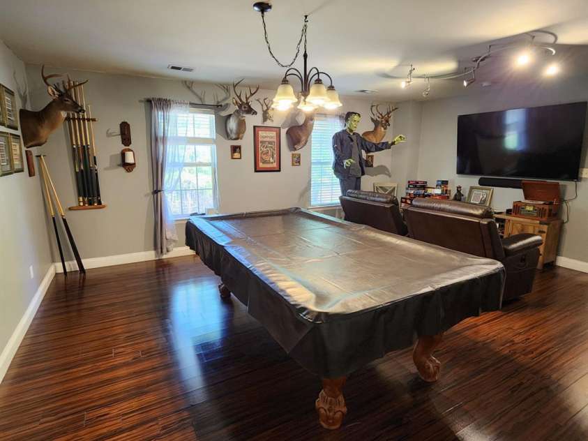 400 Antlers Court, Gastonia, NC 28052.  MLS# CAR4251396, YatesRealty ID 868. 