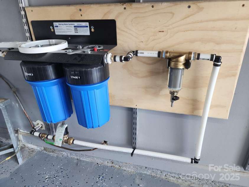 400 Antlers Court, Gastonia, NC 28052.  MLS# CAR4251396, YatesRealty ID 868. 