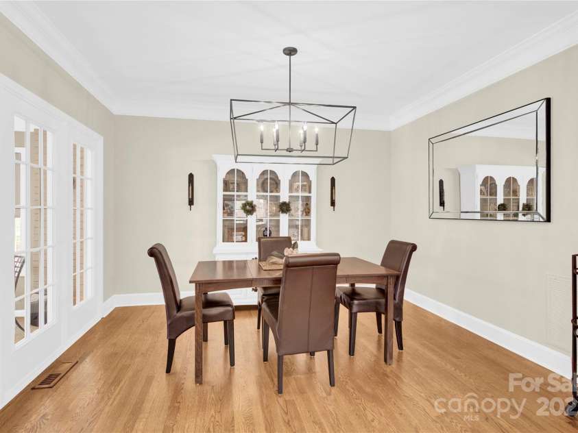 105 Beach Lane, Mooresville, NC 28117.  MLS# CAR4240933, YatesRealty ID 8681. Dining room