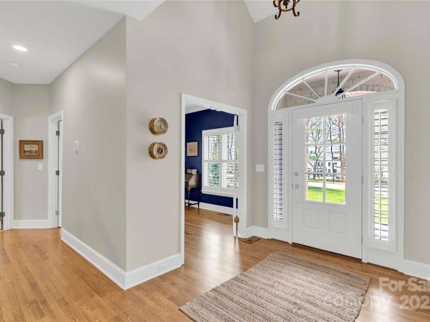 105 Beach Lane, Mooresville, NC 28117.  MLS# CAR4240933, YatesRealty ID 8681. Foyer to front door