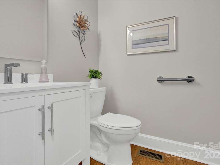 105 Beach Lane, Mooresville, NC 28117.  MLS# CAR4240933, YatesRealty ID 8681. Half bath downstairs