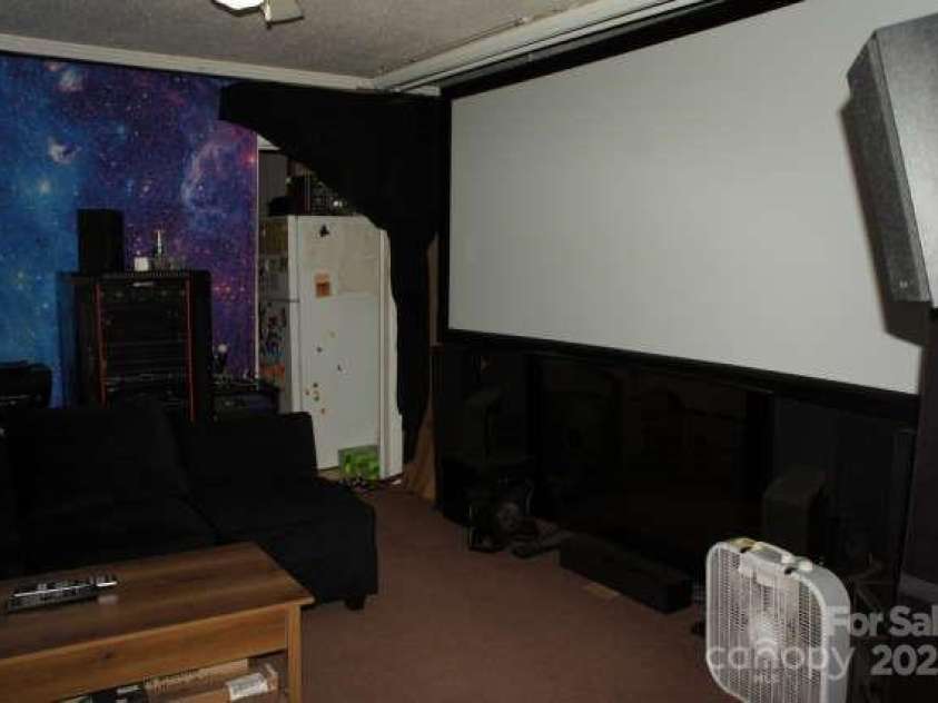 2204 Second Avenue, Gastonia, NC 28052.  MLS# CAR4221874, YatesRealty ID 8682. 