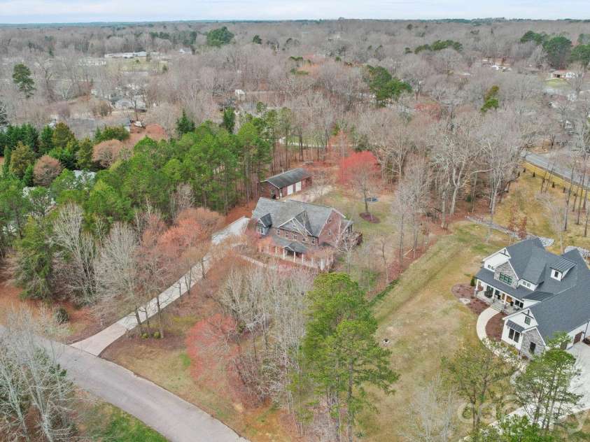 433 Laurel Crest Drive, Kannapolis, NC 28081.  MLS# CAR4345135, YatesRealty ID 8682. Large 2 acre lot 