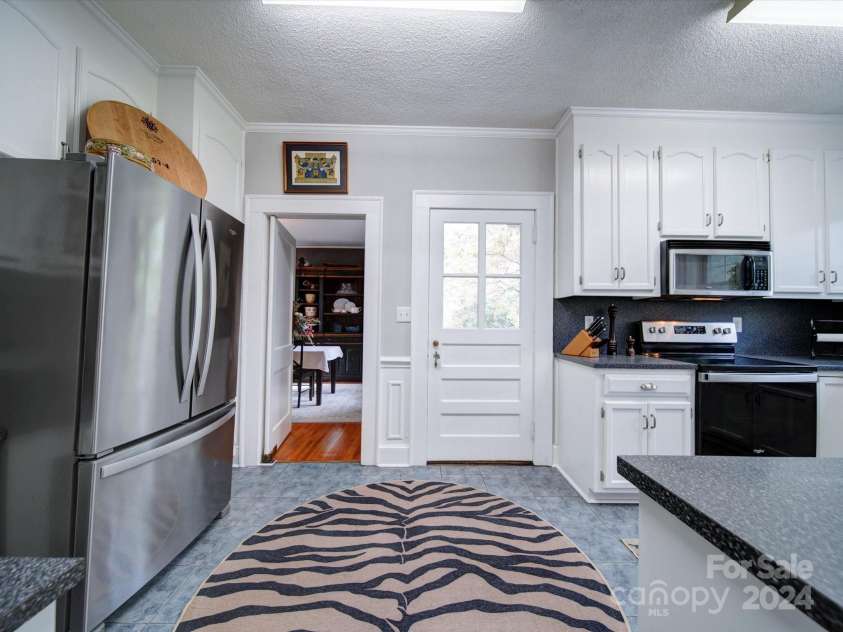 1116 Franklin Boulevard, Gastonia, NC 28054.  MLS# CAR4198465, YatesRealty ID 8683. 