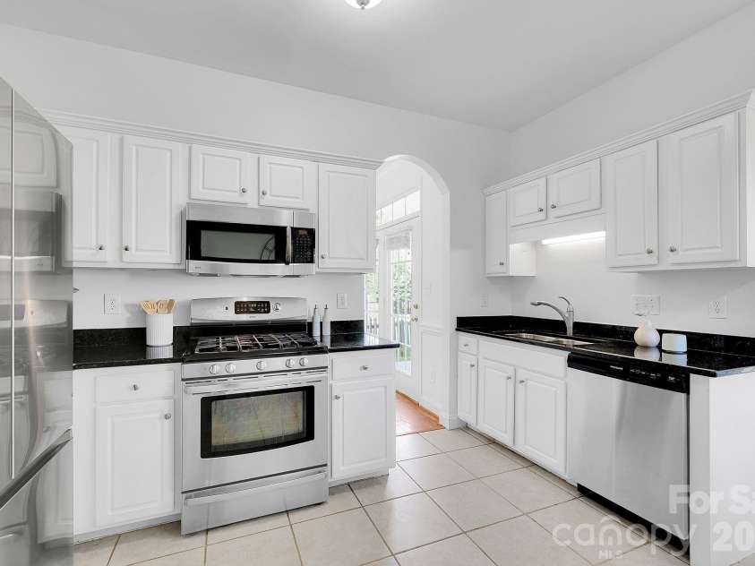 12507 Twelvetrees Lane, Huntersville, NC 28078.  MLS# CAR4365310, YatesRealty ID 8683. 