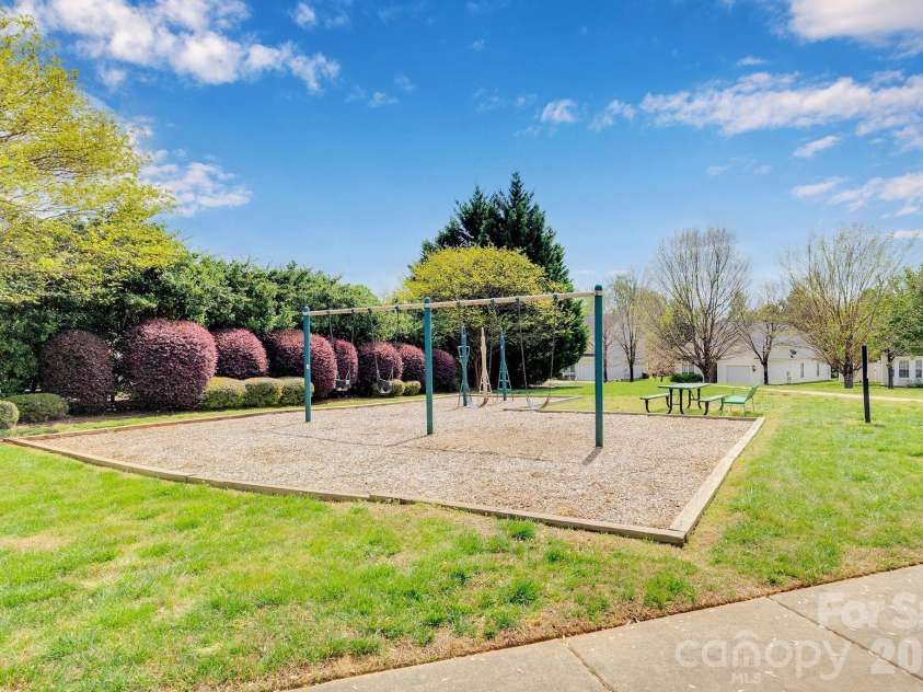 12507 Twelvetrees Lane, Huntersville, NC 28078.  MLS# CAR4365310, YatesRealty ID 8683. 