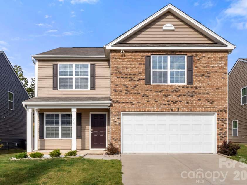 1331 Mifflin Lane, Dallas, NC 28034.  MLS# CAR4365975, YatesRealty ID 8687. 
