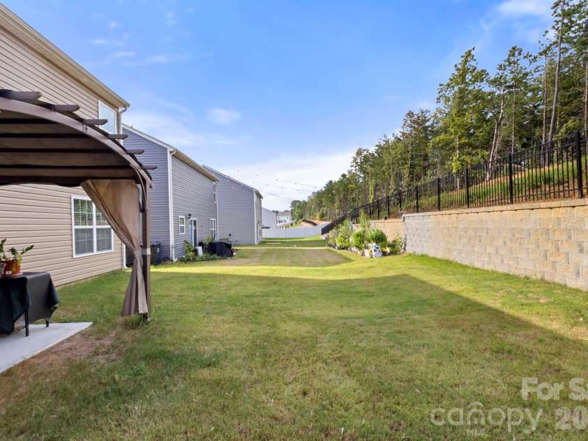 1331 Mifflin Lane, Dallas, NC 28034.  MLS# CAR4365975, YatesRealty ID 8687. 