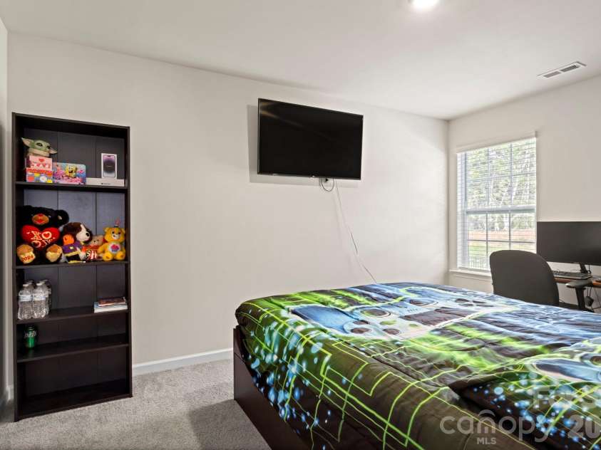 1331 Mifflin Lane, Dallas, NC 28034.  MLS# CAR4365975, YatesRealty ID 8687. 