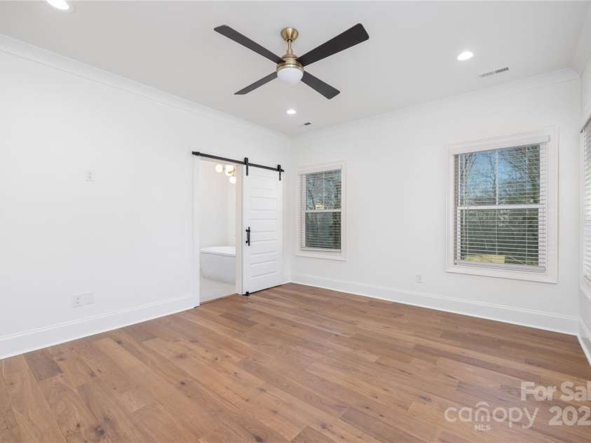 302 Lincoln Street, Belmont, NC 28012.  MLS# CAR4233381, YatesRealty ID 8689. 