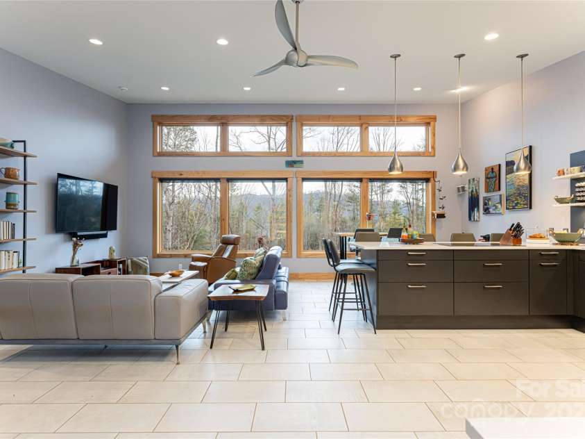 15 Sourwood Lane, Fletcher, NC 28732.  MLS# CAR4215119, YatesRealty ID 869. 