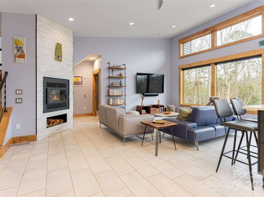 15 Sourwood Lane, Fletcher, NC 28732.  MLS# CAR4215119, YatesRealty ID 869. 