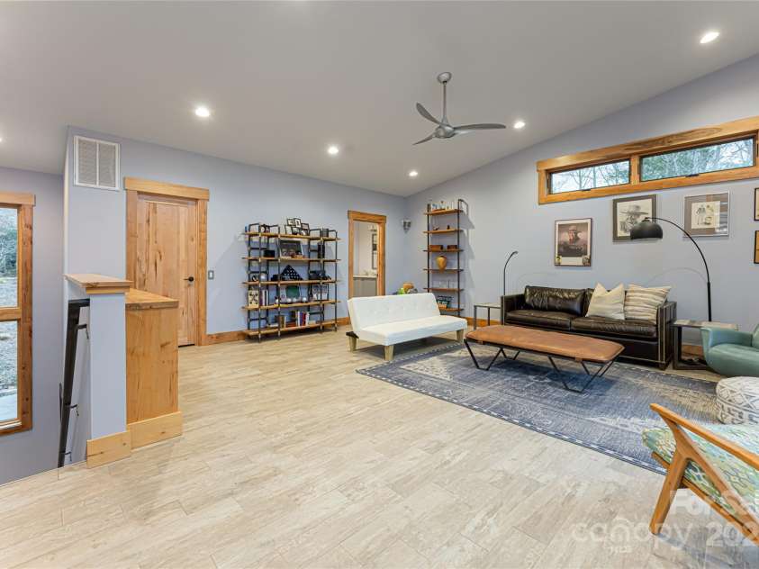 15 Sourwood Lane, Fletcher, NC 28732.  MLS# CAR4215119, YatesRealty ID 869. 