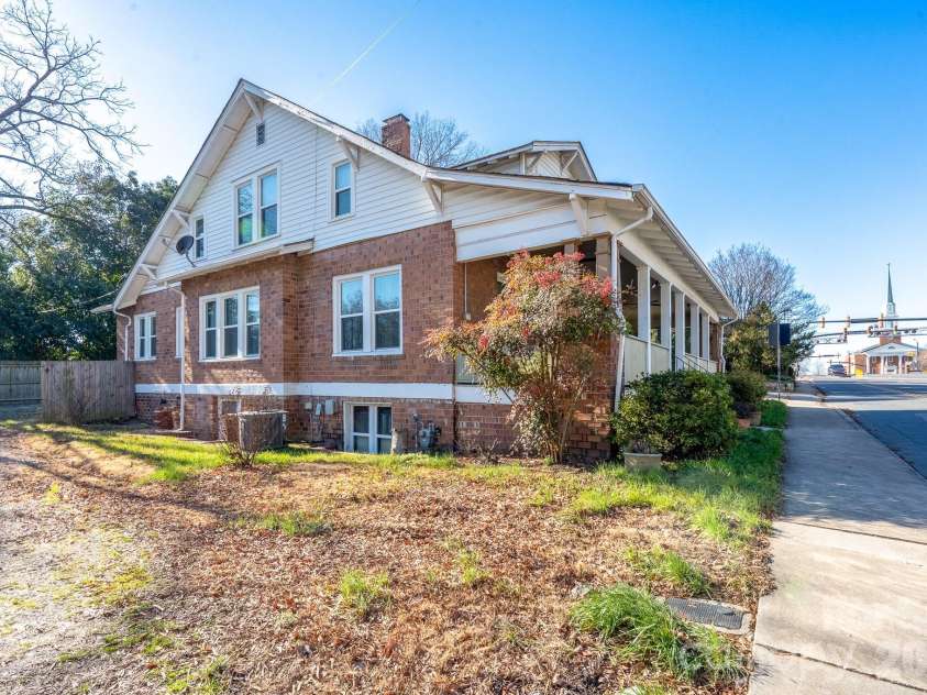 200 Martin Luther King Jr Avenue, Kannapolis, NC 28083.  MLS# CAR4337930, YatesRealty ID 8691. 