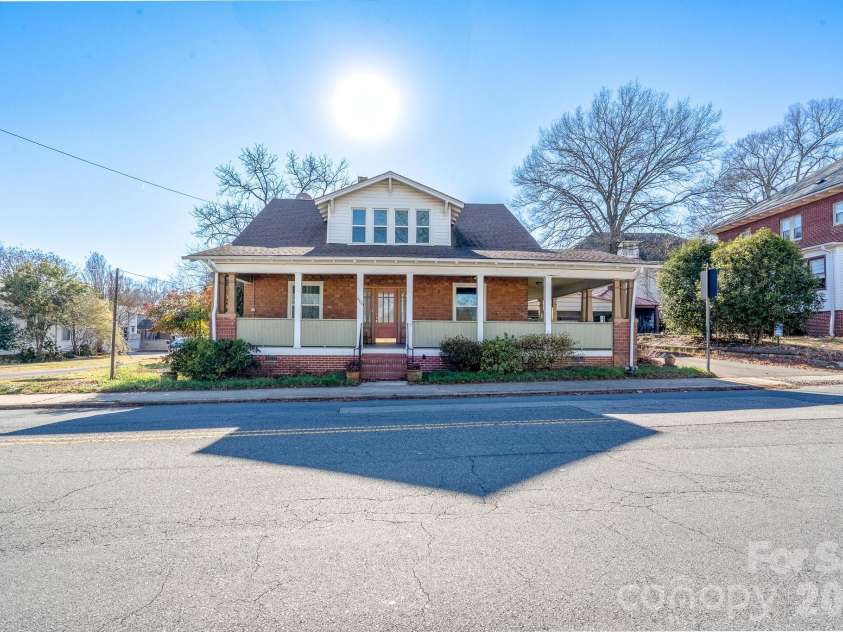 200 Martin Luther King Jr Avenue, Kannapolis, NC 28083.  MLS# CAR4337930, YatesRealty ID 8691. Bring your offer today! 