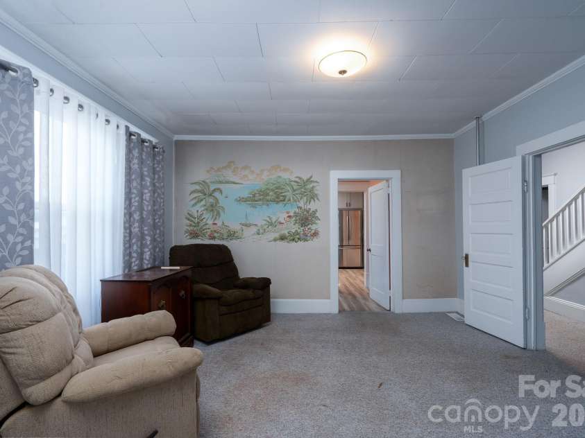 200 Martin Luther King Jr Avenue, Kannapolis, NC 28083.  MLS# CAR4337930, YatesRealty ID 8691. Dining/den 