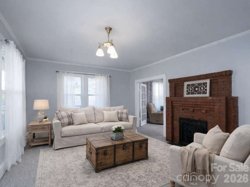 200 Martin Luther King Jr Avenue, Kannapolis, NC 28083.  MLS# CAR4337930, YatesRealty ID 8691. Virtually staged room.