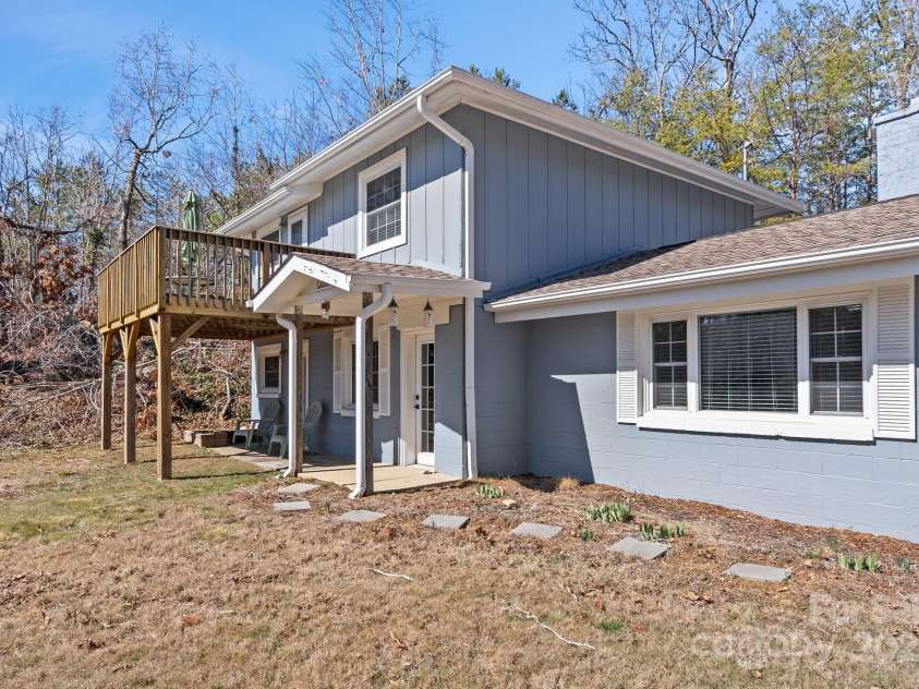 8 Union Chapel Road, Weaverville, NC 28787.  MLS# CAR4227516, YatesRealty ID 8691. 