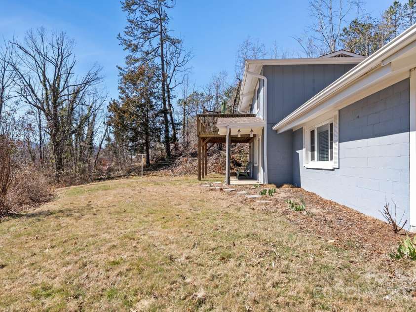 8 Union Chapel Road, Weaverville, NC 28787.  MLS# CAR4227516, YatesRealty ID 8691. 