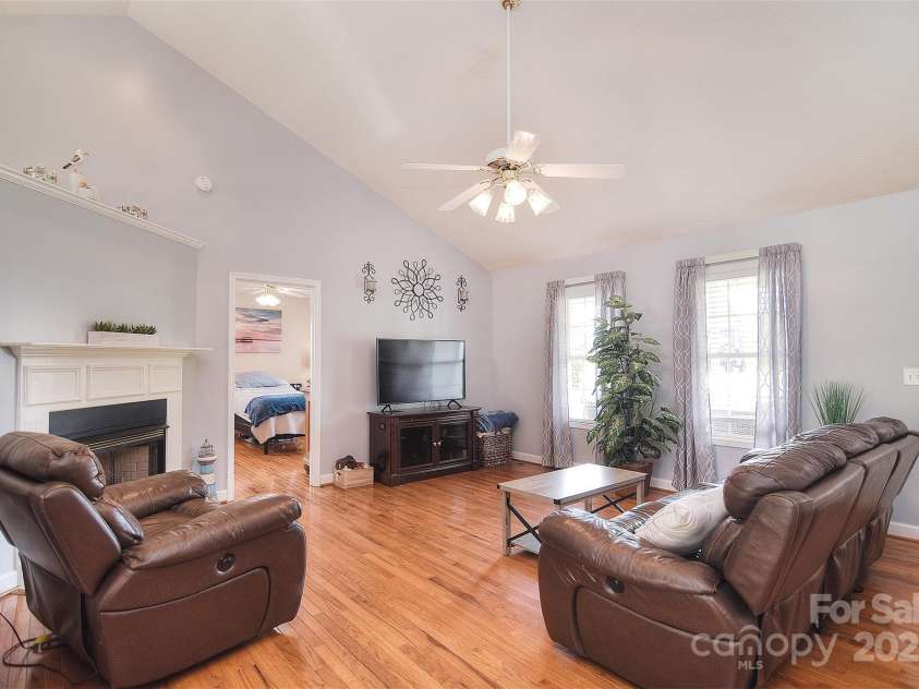 216 Dewars Drive, Rock Hill, SC 29730.  MLS# CAR4244259, YatesRealty ID 8692. 