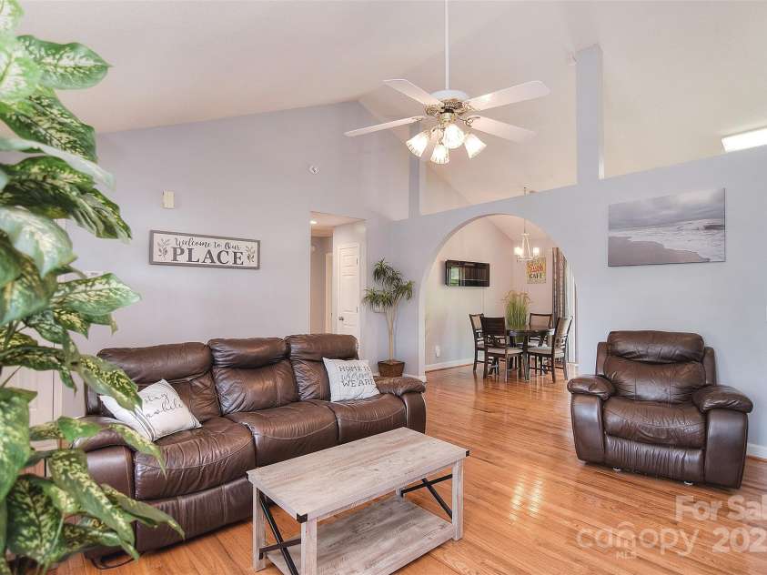 216 Dewars Drive, Rock Hill, SC 29730.  MLS# CAR4244259, YatesRealty ID 8692. 