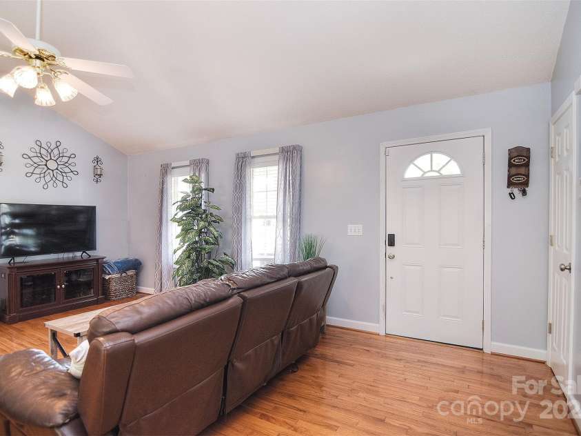 216 Dewars Drive, Rock Hill, SC 29730.  MLS# CAR4244259, YatesRealty ID 8692. 