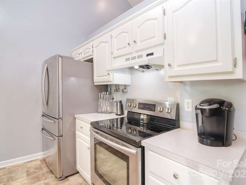 216 Dewars Drive, Rock Hill, SC 29730.  MLS# CAR4244259, YatesRealty ID 8692. 