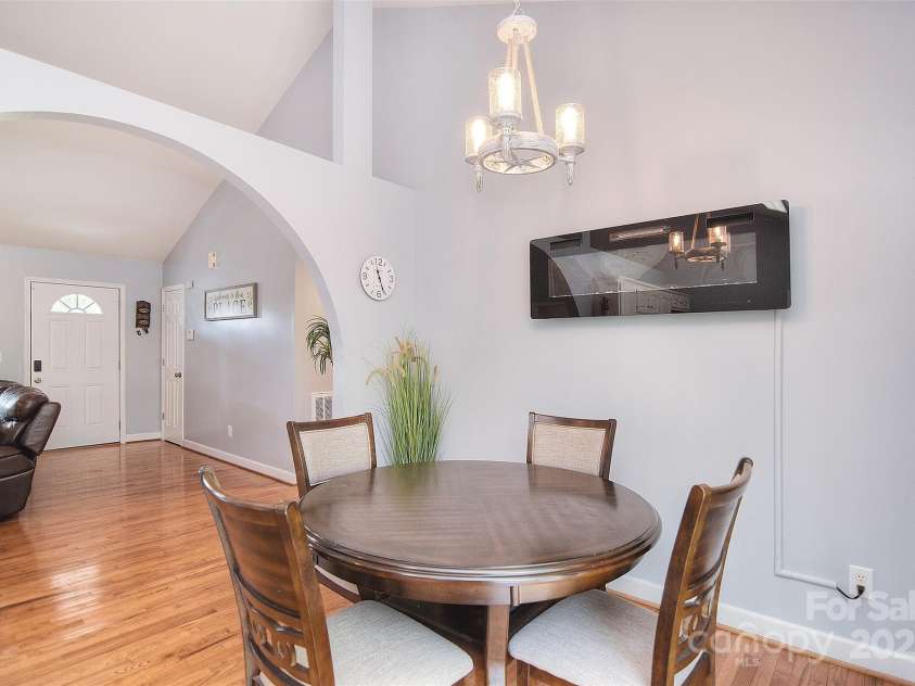 216 Dewars Drive, Rock Hill, SC 29730.  MLS# CAR4244259, YatesRealty ID 8692. 