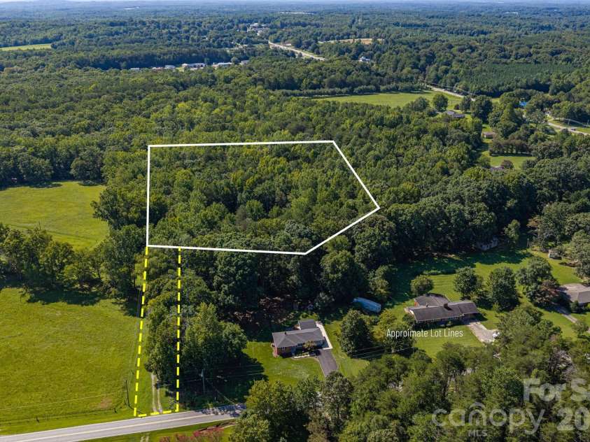 3170 Asbury Church Road, Lincolnton, NC 28092.  MLS# CAR4414032, YatesRealty ID 8693. 
