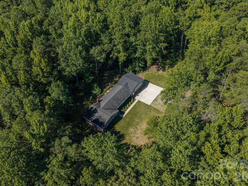 3170 Asbury Church Road, Lincolnton, NC 28092.  MLS# CAR4414032, YatesRealty ID 8693. 