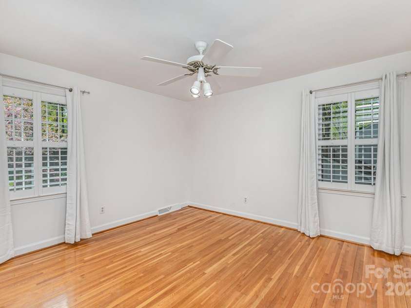 3916 Riverbend Road, Charlotte, NC 28210.  MLS# CAR4241946, YatesRealty ID 8693. Bedroom 4