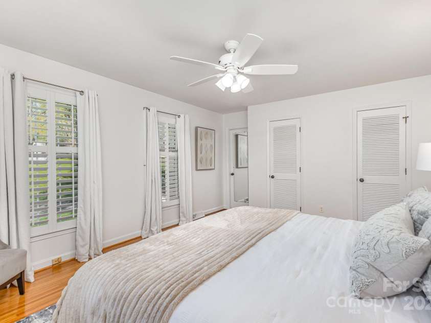 3916 Riverbend Road, Charlotte, NC 28210.  MLS# CAR4241946, YatesRealty ID 8693. Primary Bedroom