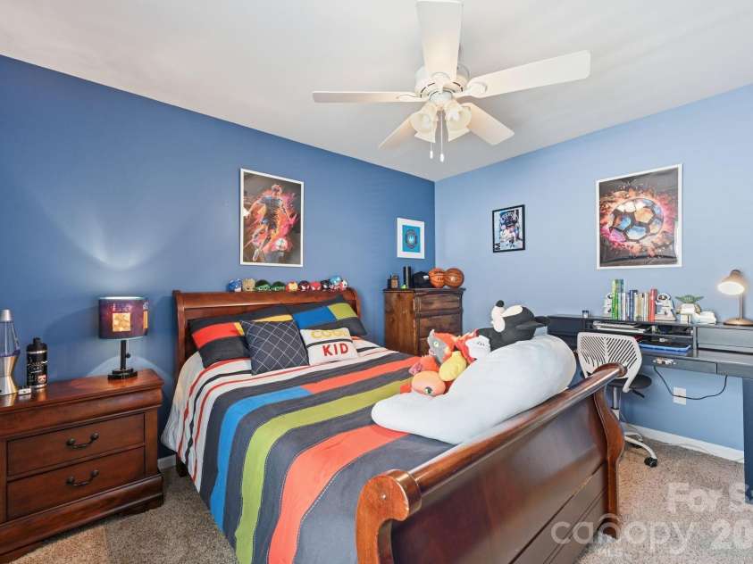5041 El Molino Drive, Charlotte, NC 28214.  MLS# CAR4362342, YatesRealty ID 8694. 