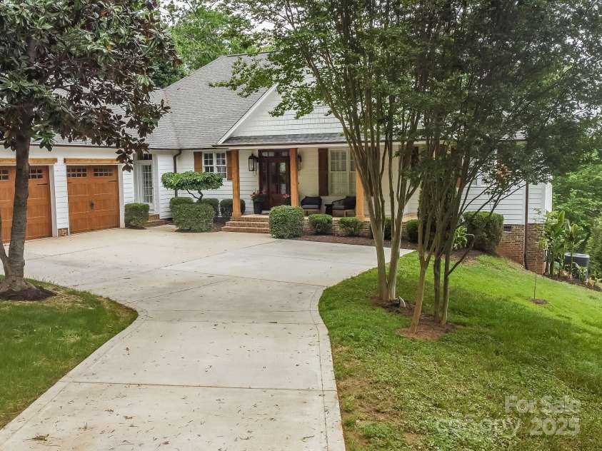 5951 Johnson Road, Clover, SC 29710.  MLS# CAR4249131, YatesRealty ID 8694. 