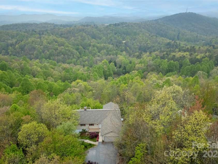 70 Moor Lane, Brevard, NC 28712.  MLS# CAR4134812, YatesRealty ID 87. Your entire Valley and mountain range views