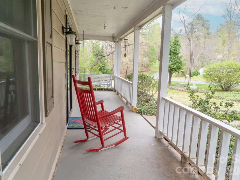 3153 Village Drive, Morganton, NC 28655.  MLS# CAR4365751, YatesRealty ID 8700. 