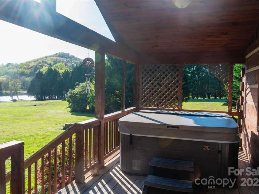 34 & 76 Lodge Cabin Lane, Hot Springs, NC 28743.  MLS# CAR4249123, YatesRealty ID 8701. 