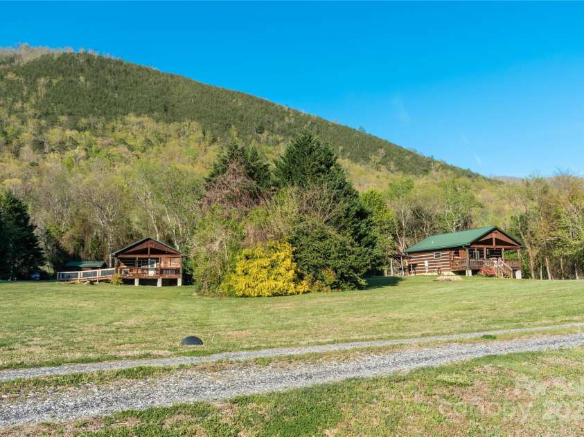 34 & 76 Lodge Cabin Lane, Hot Springs, NC 28743.  MLS# CAR4249123, YatesRealty ID 8701. 