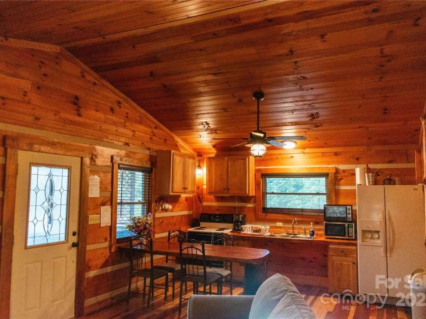 34 & 76 Lodge Cabin Lane, Hot Springs, NC 28743.  MLS# CAR4249123, YatesRealty ID 8701. 