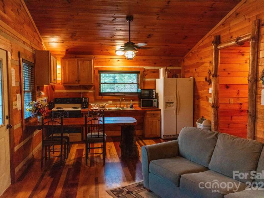 34 & 76 Lodge Cabin Lane, Hot Springs, NC 28743.  MLS# CAR4249123, YatesRealty ID 8701. 