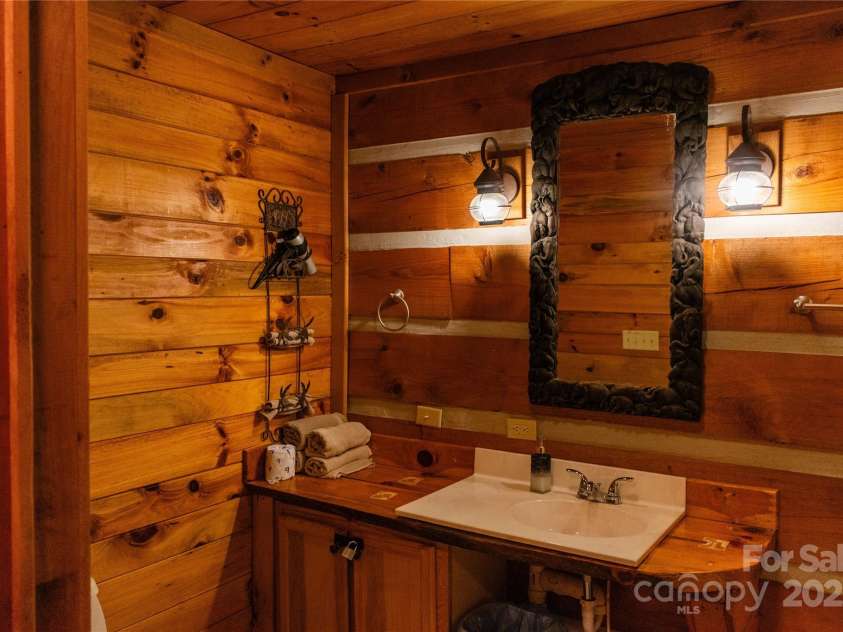 34 & 76 Lodge Cabin Lane, Hot Springs, NC 28743.  MLS# CAR4249123, YatesRealty ID 8701. 
