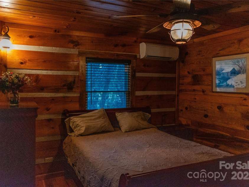 34 & 76 Lodge Cabin Lane, Hot Springs, NC 28743.  MLS# CAR4249123, YatesRealty ID 8701. 