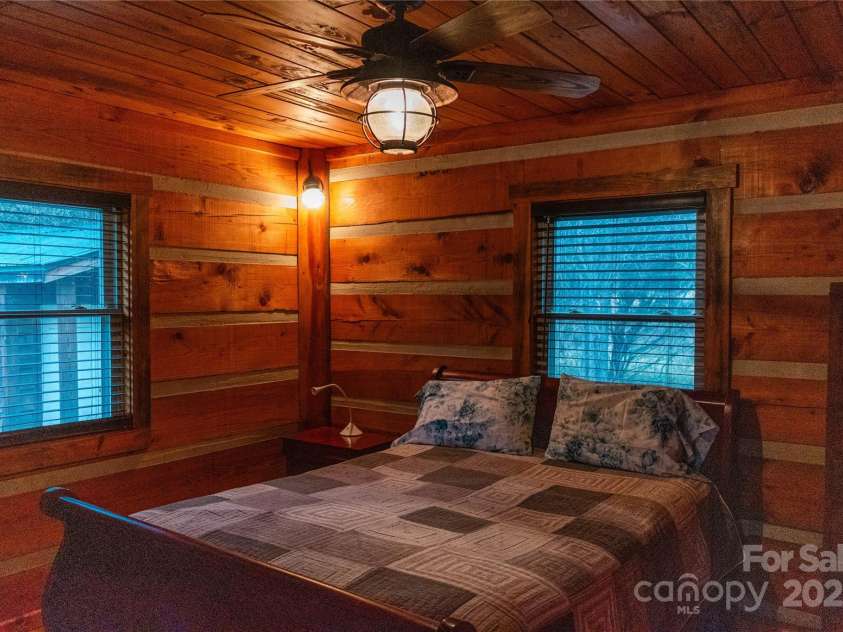 34 & 76 Lodge Cabin Lane, Hot Springs, NC 28743.  MLS# CAR4249123, YatesRealty ID 8701. 
