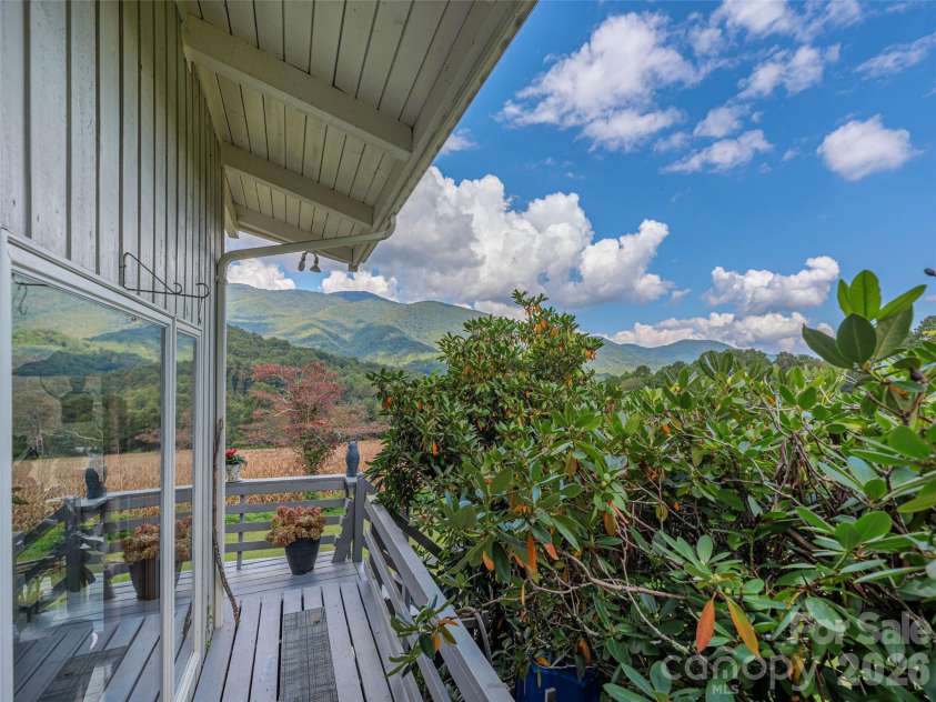 234 Sams Trail, Waynesville, NC 28786.  MLS# CAR4305408, YatesRealty ID 8702. 