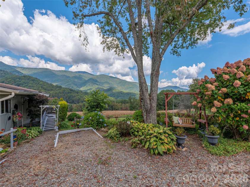 234 Sams Trail, Waynesville, NC 28786.  MLS# CAR4305408, YatesRealty ID 8702. 
