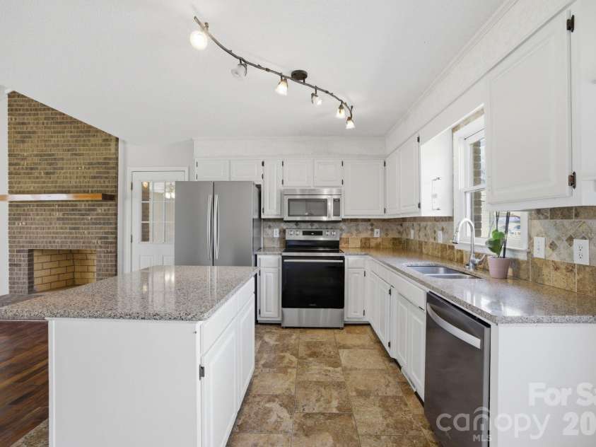 7721 Otts Circle, Stanley, NC 28164.  MLS# CAR4359761, YatesRealty ID 8703. 
