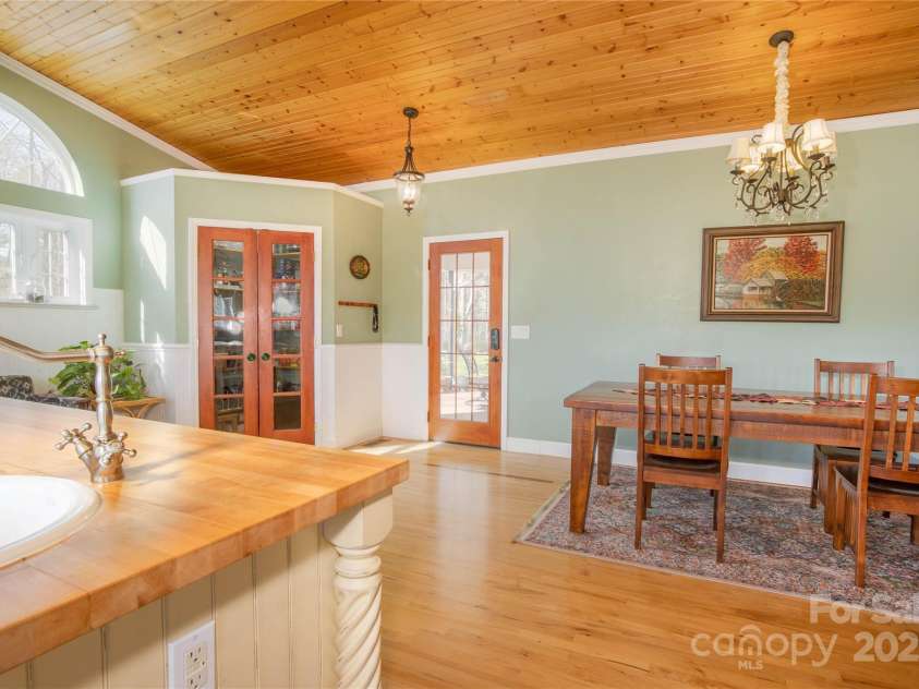 12 Riverview Drive, Bakersville, NC 28705.  MLS# CAR4249761, YatesRealty ID 8704. 